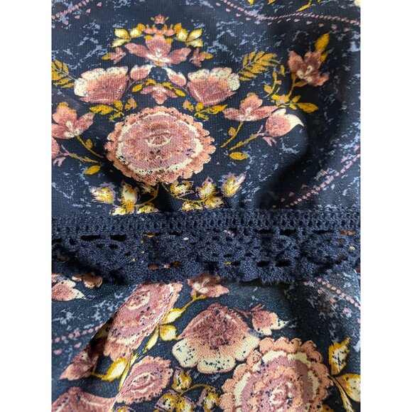 Knox Rose Floral Peasant Blouse With Ruffle Sleeves & Lace Hem Womens Size L - Picture 7 of 8